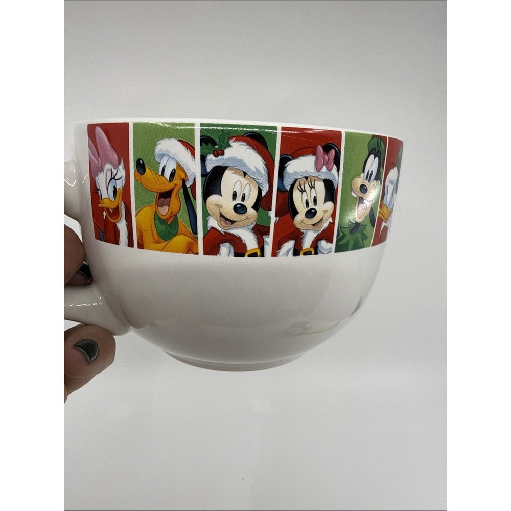 Walt Disney Galerie Christmas Characters Oversize Soup Mug Bowl Mickey Mouse